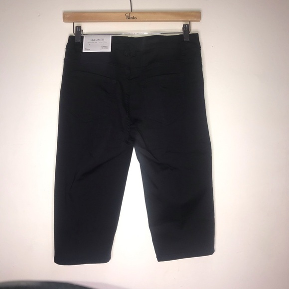 Christopher & Banks Super Stretch Skimmer bottoms - Picture 6 of 10